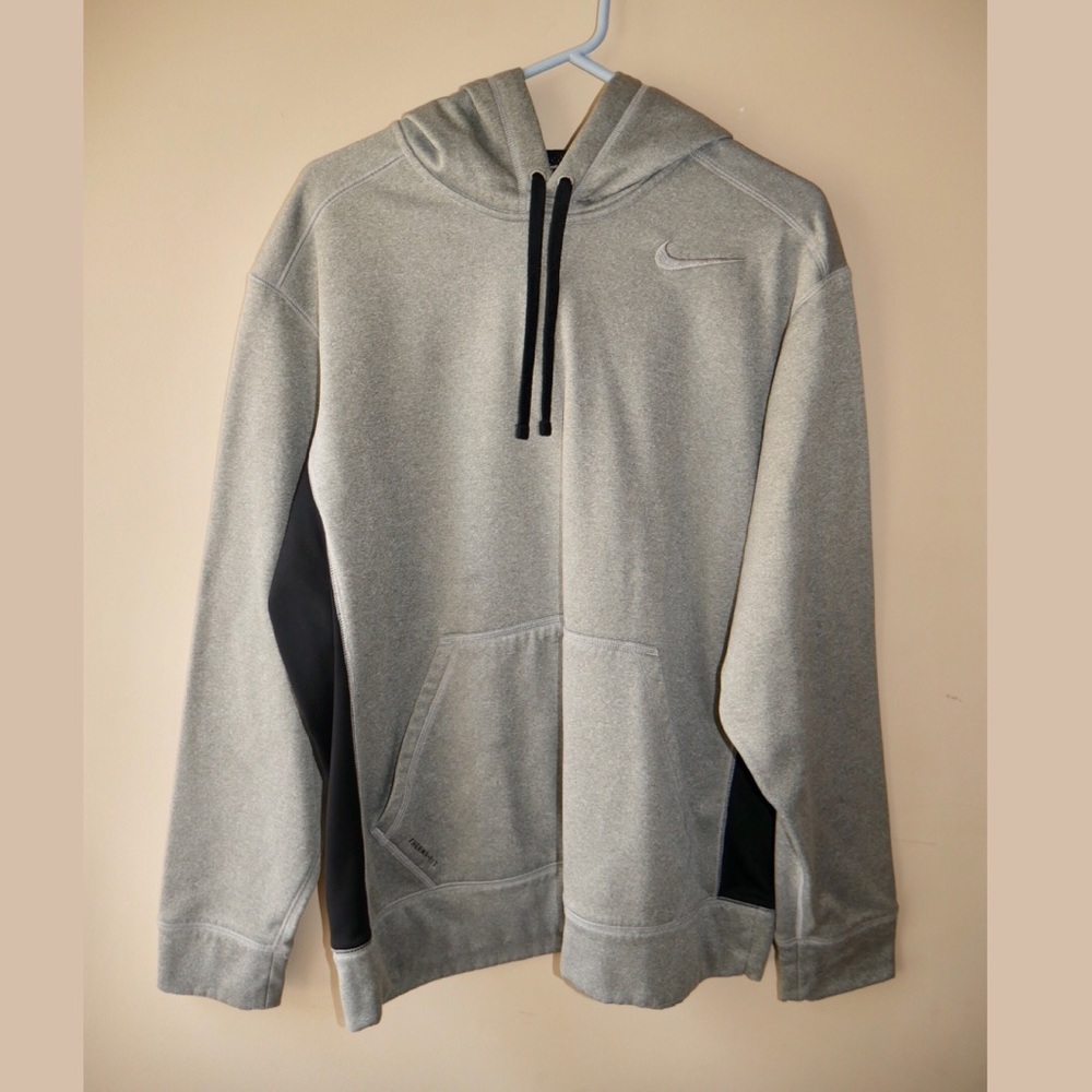 Nike hooded Therma-fit sweatshirt 🔥